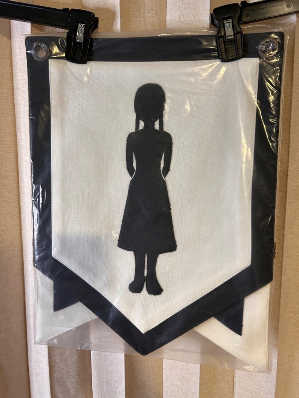 Pottery Barn x Wednesday B&W Fabric Pennant Set. Goth, Netflix, Halloween - Picture 5 of 7